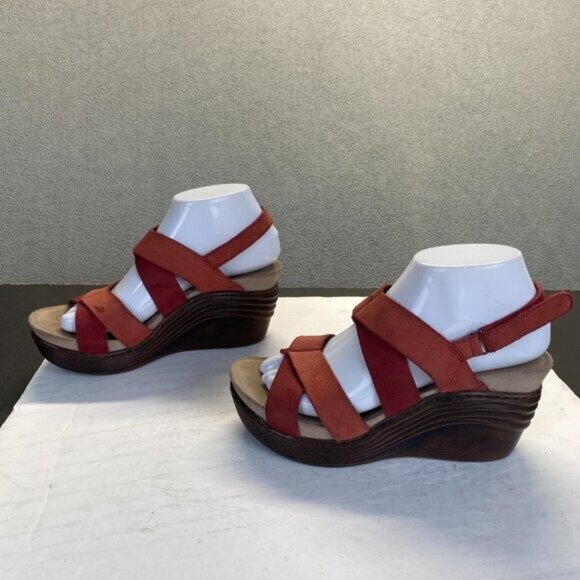 Bionico red leather strappy ultralight wedge sandal. Size 7M,Clog - Picture 1 of 14
